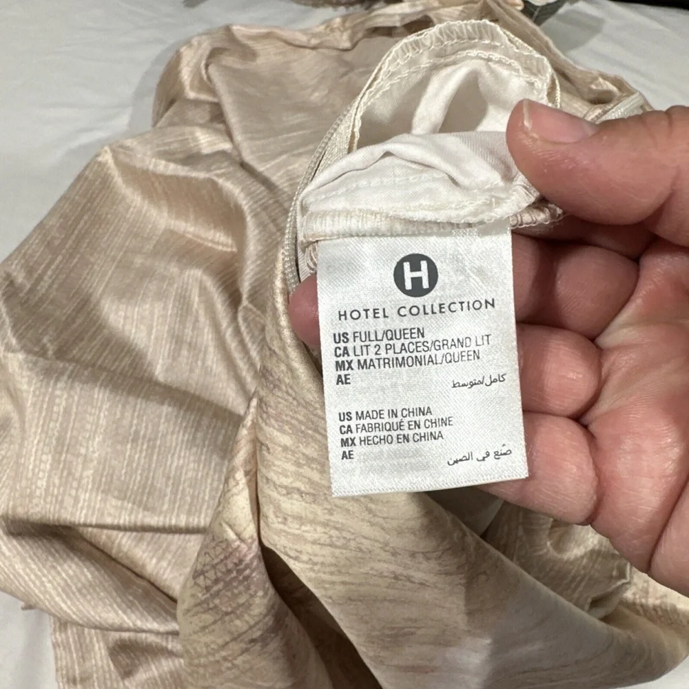 NIB $335 [ Full / Queen Duvet Cover ] for‎ Hotel Collection Manhattan Clay